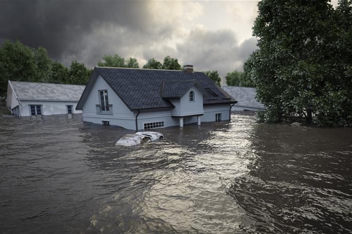 3 ways agents can help clients understand flood insurance coverage 