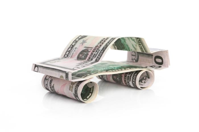 why-are-consumers-spending-less-on-auto-insurance