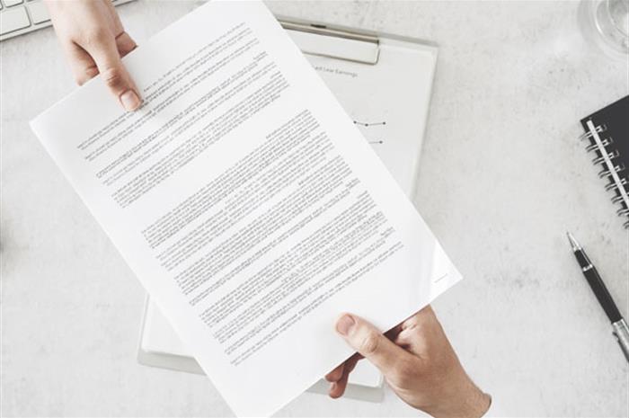 what you need to know before you sign an agency network contract